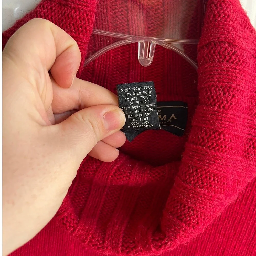 Vintage Womens Y2K Red Ramie Wool Blend Chunky Knit Turtleneck Snowflake Sweater